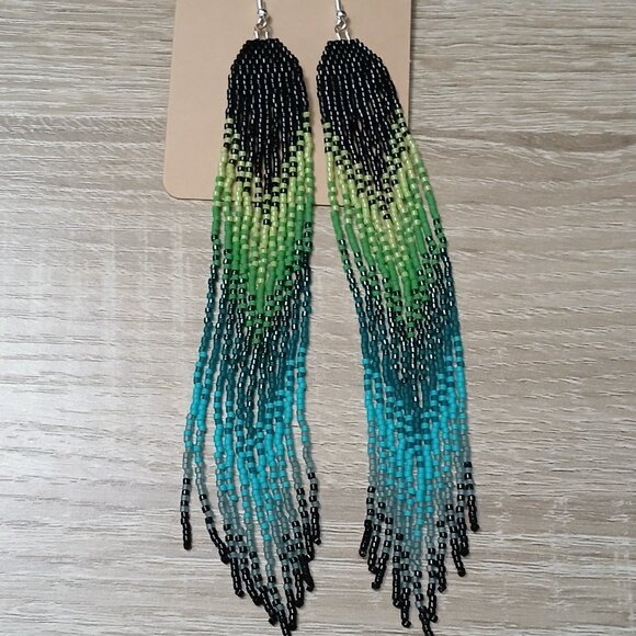 Handmade indigenous beadwork - fringe earrings - Picture 1 of 1